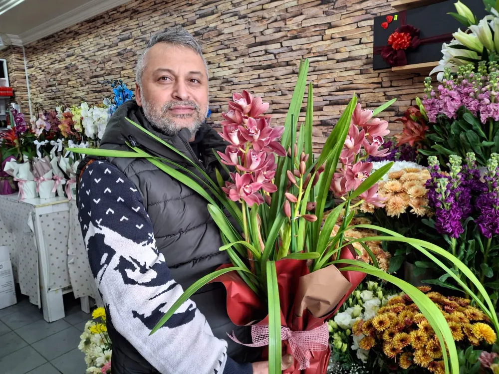 11 Mayıs Pazar günü Anneler günü  GÖLCÜK ANNELER GÜNÜ İÇİN HAZIR