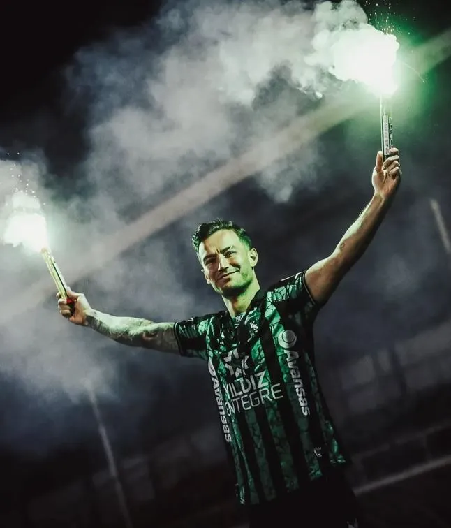 Oğulcan Çağlayan Kocaelispor’da kalacak