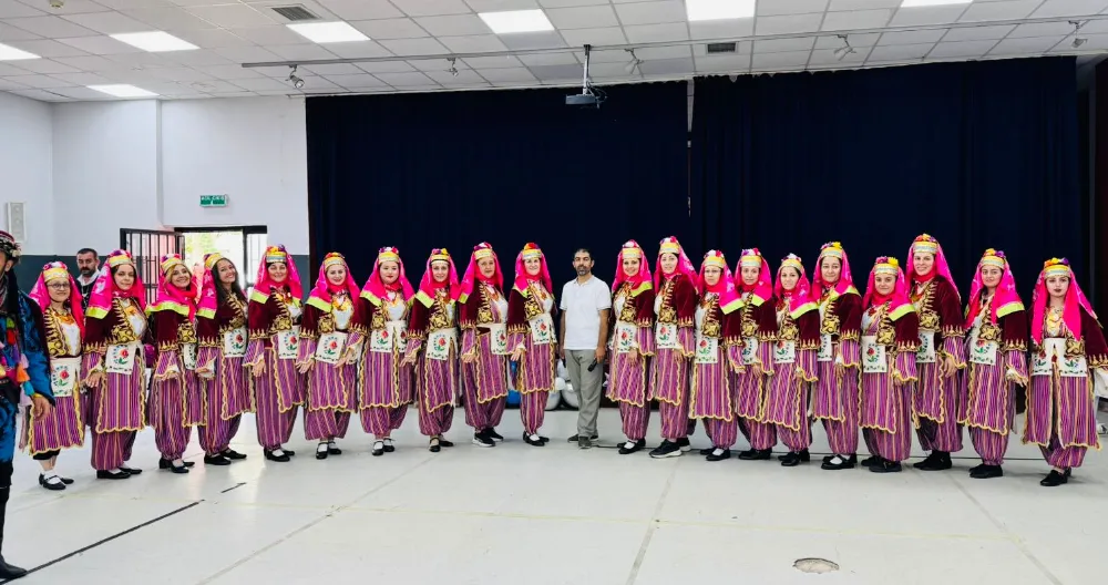 Kocaeli Maarif Orkestrası ve Halk Dansları Topluluğu Sahneye Çıktı  SANATIN IŞIĞINDA BİRLİK