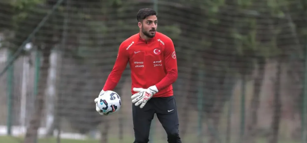 Serhat ve Sami’yi bekliyoruz  HER İKİSİ DE TRANSFERİN GÖZDESİ 