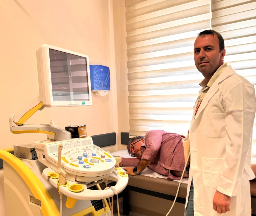 Gölcük Necati Çelik Devlet Hastanesinde bir ilk   PERKÜTAN NEFROLİTOTOMİ (PNL) AMELİYATI BAŞARIYLA GERÇEKLEŞTİRİLDİ