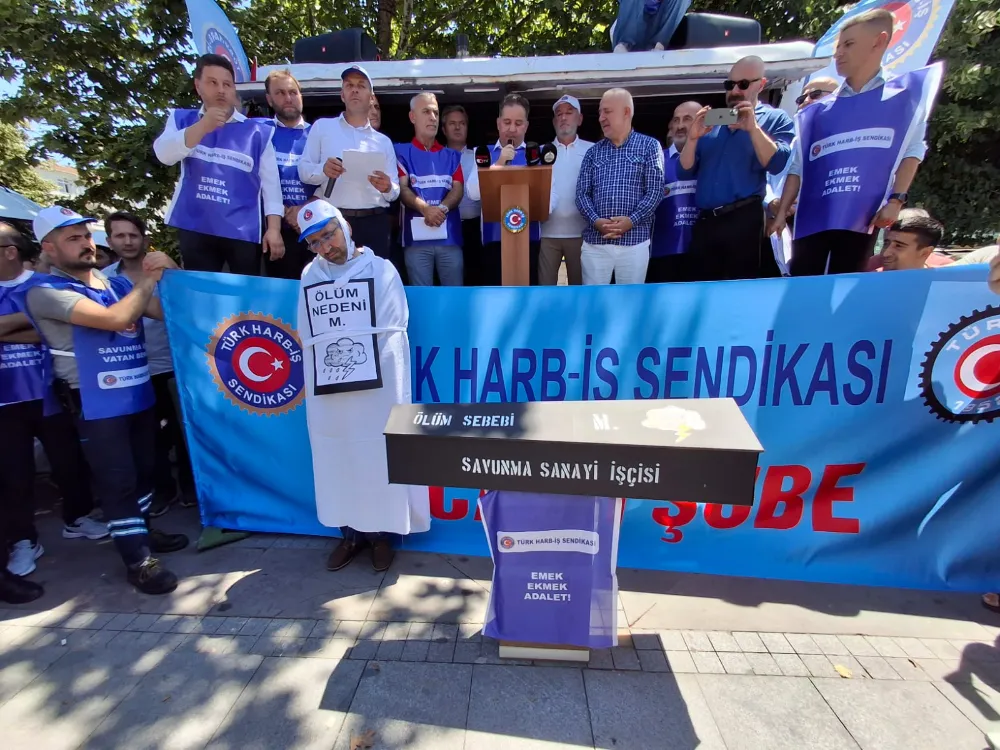 Türk Harb-İş Sendikası’ndan Anıtpark’ta tabutlu eylem   “BİZ SADECE HAKKIMIZI İSTİYORUZ”