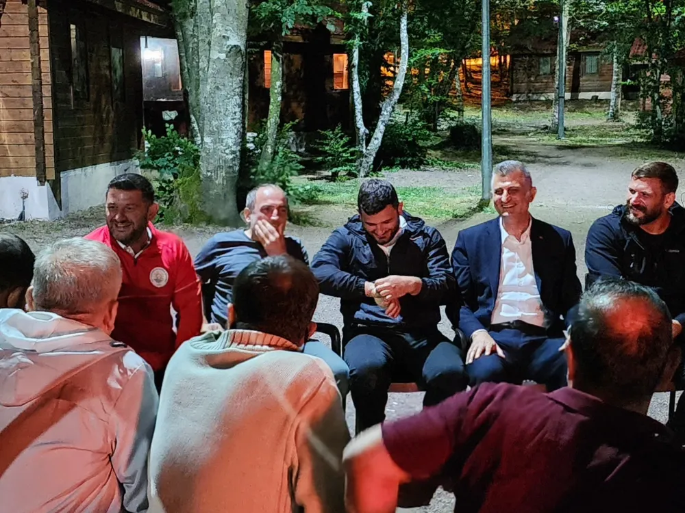 BAŞKAN SEZER KIRKPINAR