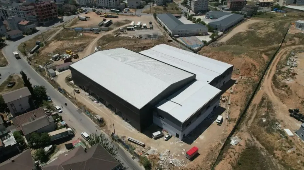 Kapalı Spor Salonu ve Sporcu Fabrikası’nda çalışmalar son sürat devam ediyor