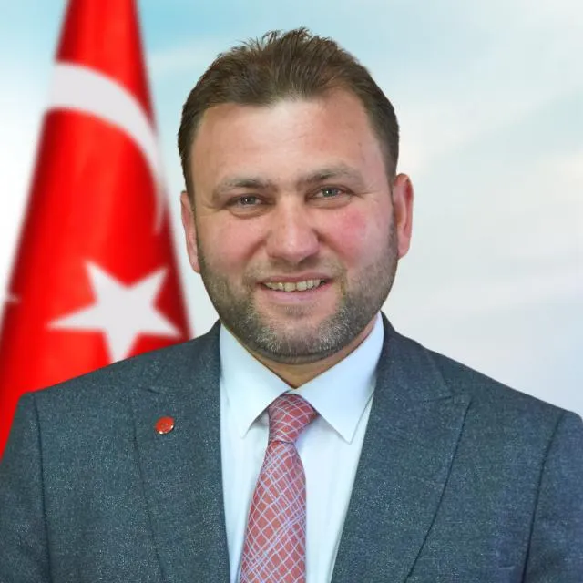 “Tüm İslam âleminin Kurban Bayramı’nı en içten dileklerimle tebrik ediyorum”