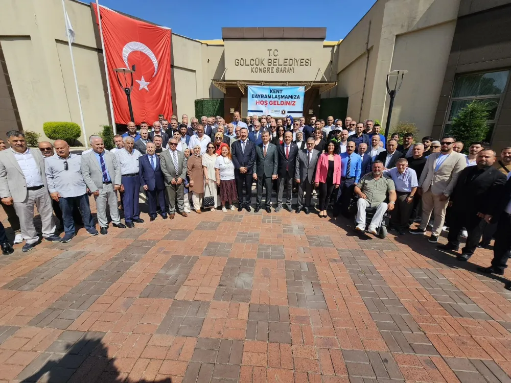 GÖLCÜK KENT BAYRAMLAŞMASINDA BİR ARAYA GELDİ