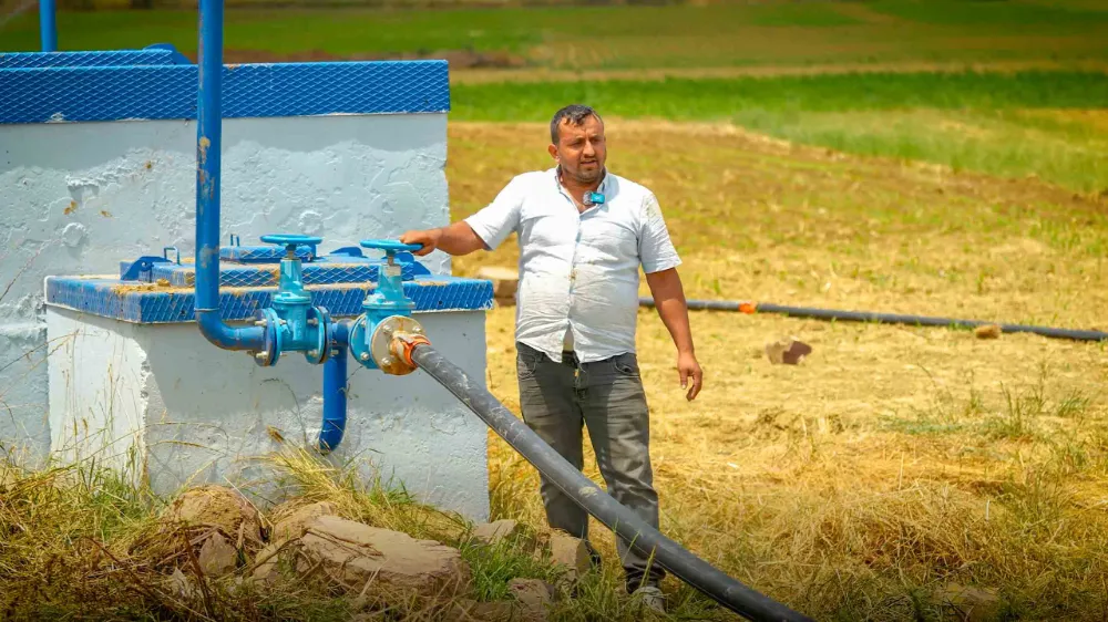 Toramanlar Göleti hayat verdi; toprak suya, çiftçi umuda kavuşuyor  BÜYÜKŞEHİR, KIRSAL KALKINMADA LOKOMOTİF OLUYOR