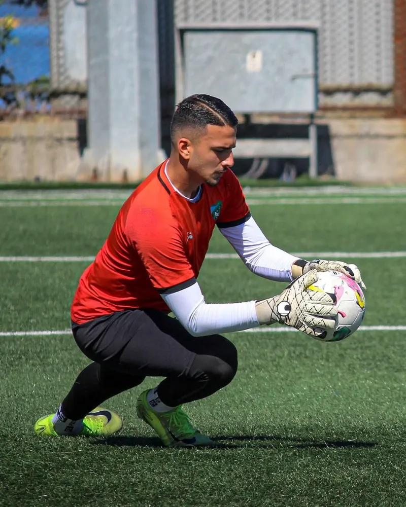 Galatasaray’ın Genç Kalecisi Ali Deniz Erdoğan, Yuvaya Döndü:   KOCAELİSPOR ALTYAPISINDA YENİ BİR BAŞLANGIÇ