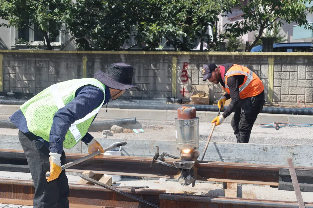 Alikahya Stadyum Tramvay Hattı’nda yoğun mesai