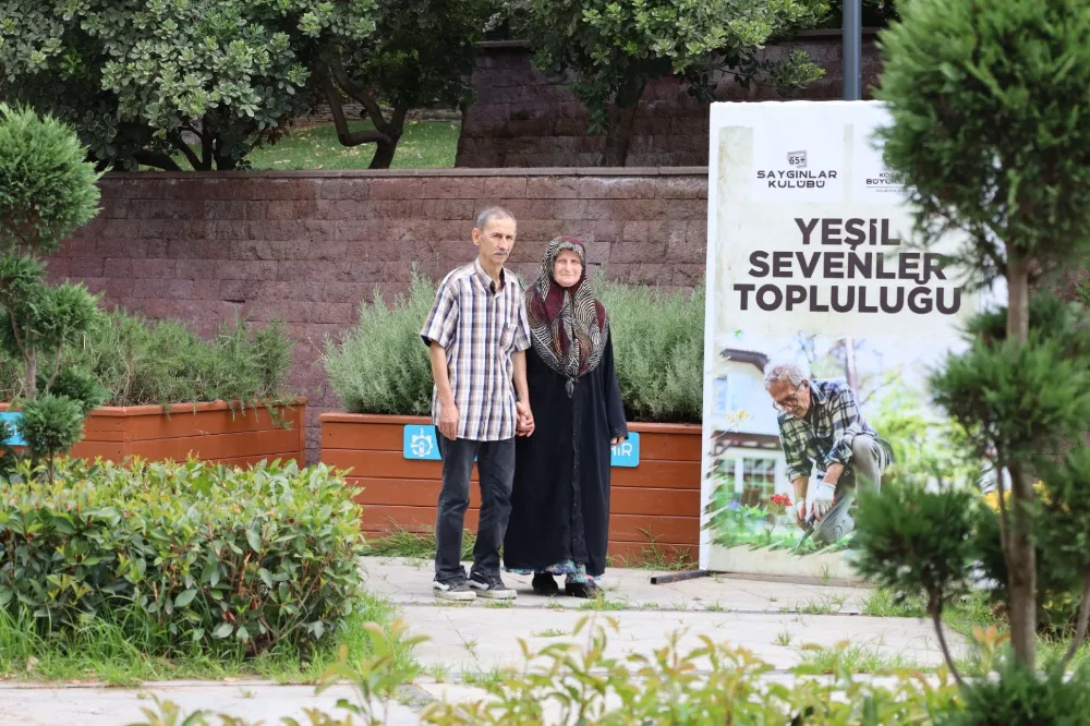 Büyükşehir’in gözde merkezi 45 yıllık evli çifte ikinci bir yuva oldu; Saygınlar Kulübü’nde saygıdeğer sevda