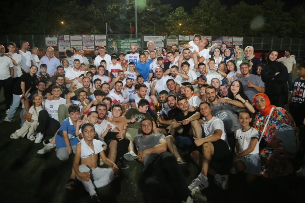 FUTBOLDA KÖYLERİN ŞAMPİYONU MAMURİYE 