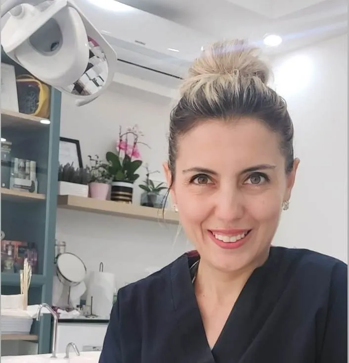 Diş Hekimi Gamze Manav, dan önemli bilgiler  “DİŞ TAŞI CİDDİYE ALINMASI GEREKEN BİR DURUMDUR”