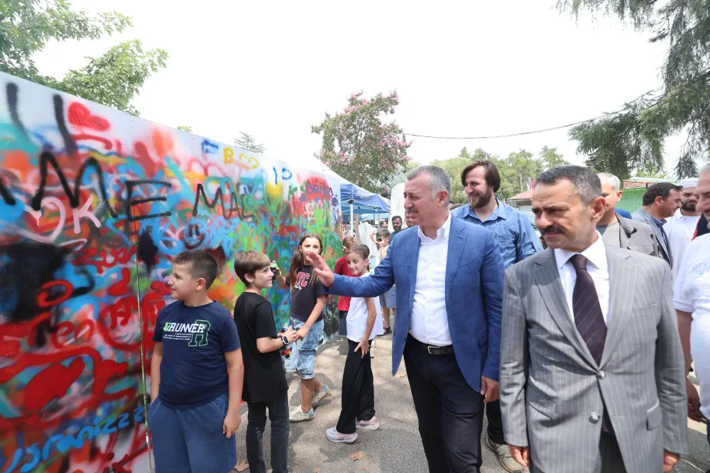   Başkan Büyükakın, TÜGVA gençliğini yalnız bırakmadı 