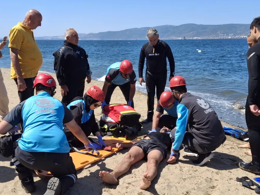 Gölcük’te 17 Ağustos Anısına Nefes Kesen Tatbikat