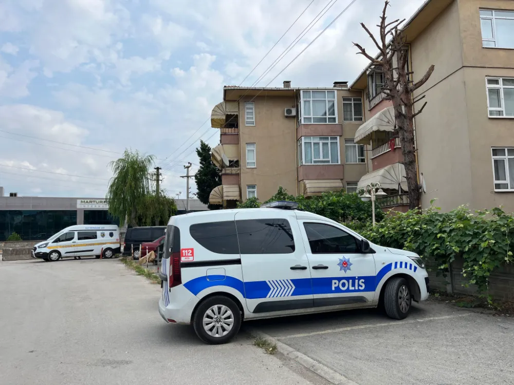 Gölcük’te Genç Adam Evinde Ölü Bulundu