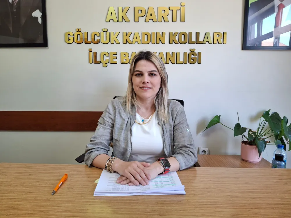 AK Parti İlçe Kadın Kolları Başkanı Mehveş Yorulmaz,    
