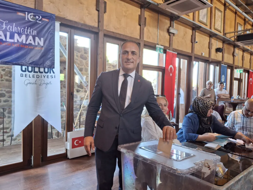 CHP Gölcük İlçe Kongre’nde sonuç belli oldu  MEVCUT BAŞKAN MEHMET UZUNER YENİDEN BAŞKAN