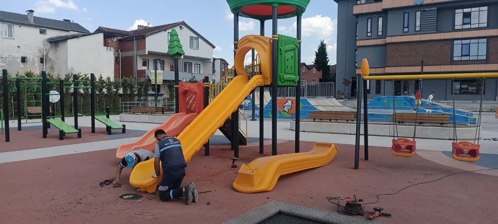   Büyükşehir’den çocuklara güvenli oyun alanları