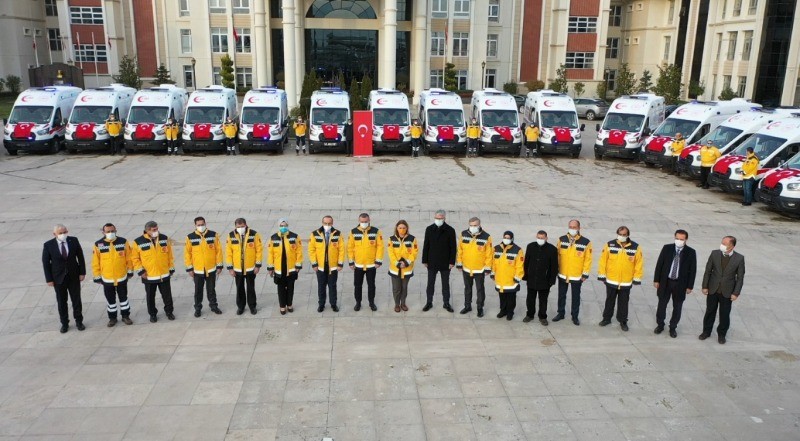 Kocaeli’de 30 yeni Ambulans hizmete girdi Vali Yavuz; ‘BUGÜN AMBULANS SAYIMIZI 84’E ÇIKARMIŞ BULUNUYORUZ’
