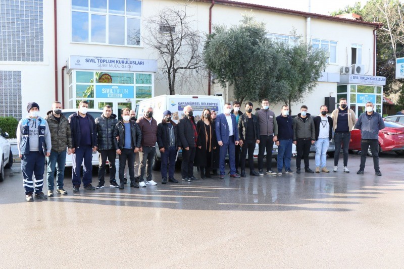 Sokak hayvanlarını yakalama ve toplama eğitimi