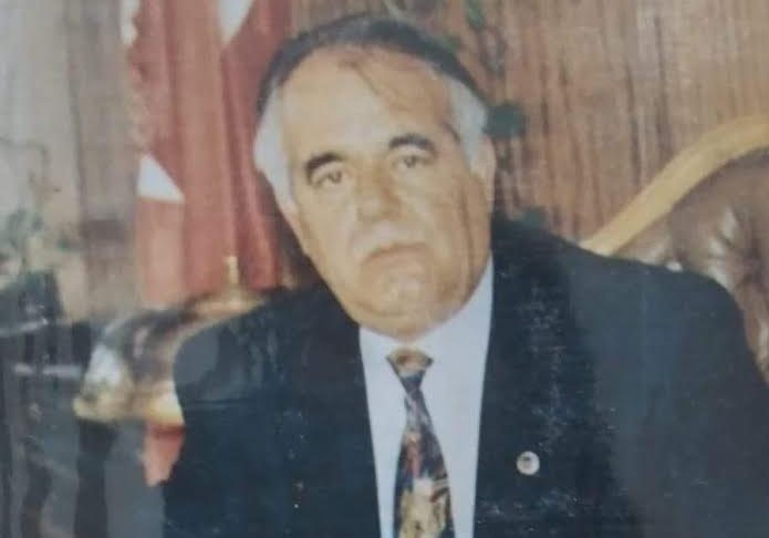 Halıdere’nin efsane Belediye Başkanı Niyazi Çakır hayatını kaybetti