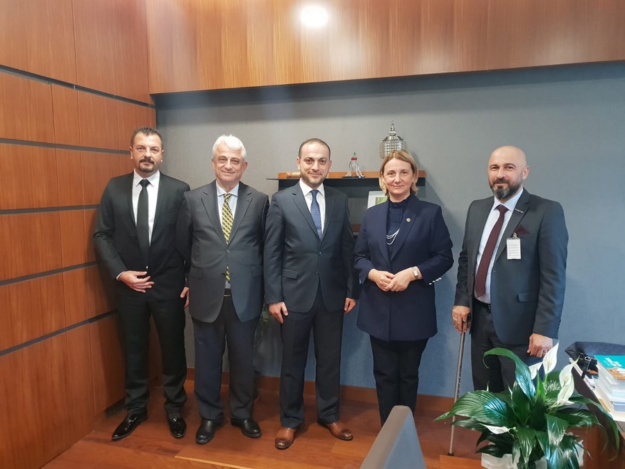 Hatice Kaya vefat etti  DUALARLA UĞURLANDI