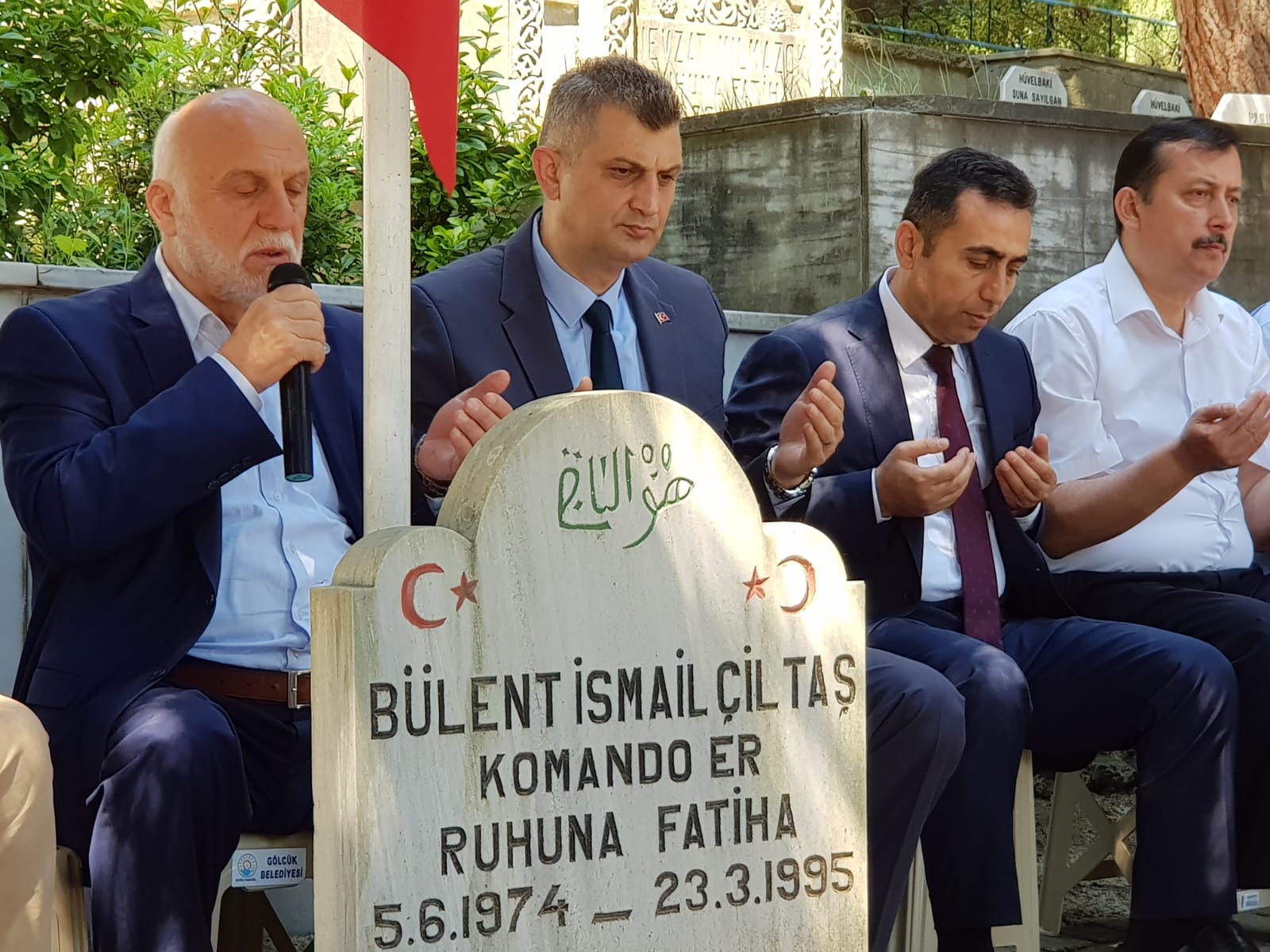 ŞEHİTLERİMİZ BAYRAM ÖNCESİ DUALARLA ANILDI