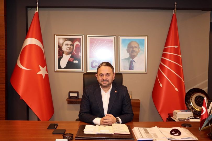 CHP İzmit İlçe Örgütü’nün yeni başkanı ve yönetimi resmi olarak atandı