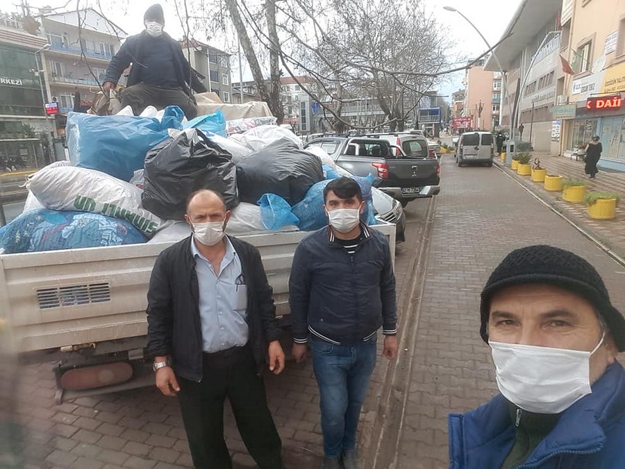İsmail Ak’dan Kandıra’ya yardım eli