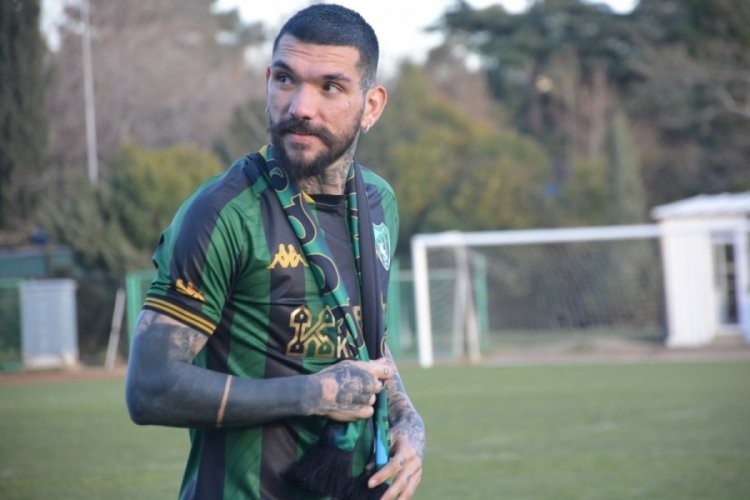 Kocaelispor’da Kolovos ile yollar ayrıldı