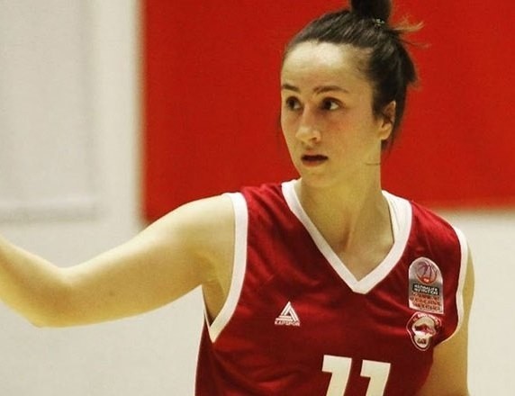 MİLLİ YILDIZ, İZMİT BELEDİYESPOR’DA