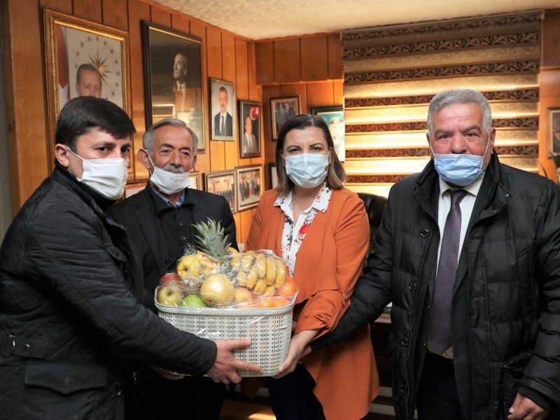 HÜRRİYET’TEN PAZARCILAR ODASI VE LOKANTACILAR ODASINA ZİYARET
