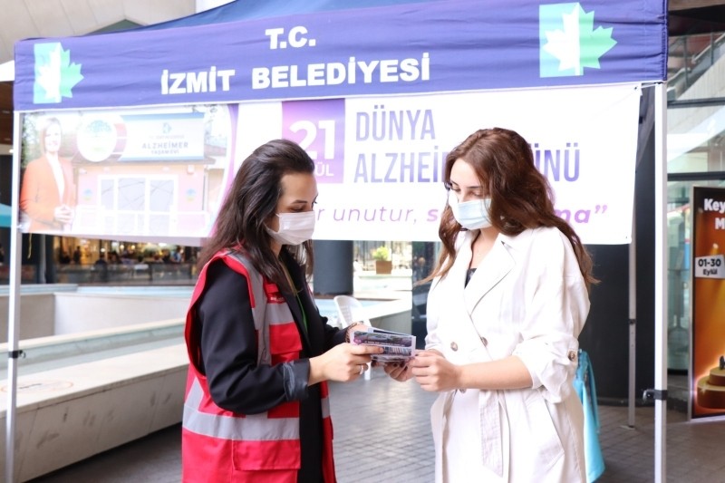 İZMİT BELEDİYESİ SOSYAL DESTEK HİZMETLERİ YÜKSEK PERFORMANSLA ÇALIŞIYOR
