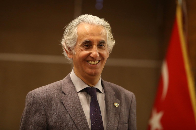 Prof. Dr. Haydar Sur: “Tehlikenin ve riskin tamamen geçmediğini hatırlamakta fayda var!”