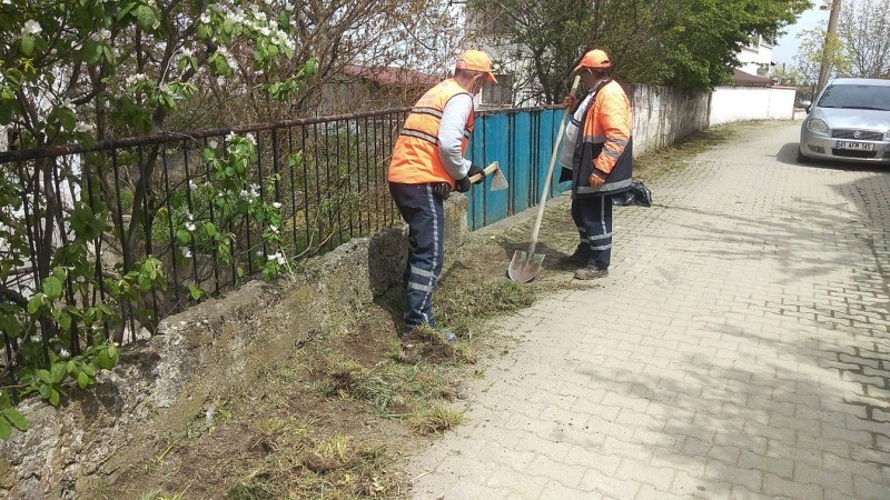 Gölcük Belediyesi Temizlik İşleri Ekipleri çalışmalarıyla TAKDİR TOPLUYOR