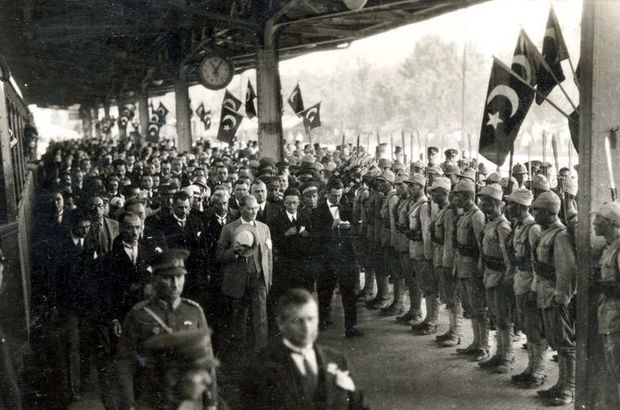 Atatürk’ü Anma Gençlik ve Spor Bayramımızı kutluyoruz YIL 2022 RUH 1919