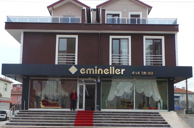 EMİNELLER PERDE ZERAFETİN  VAZGEÇİLMEZİ