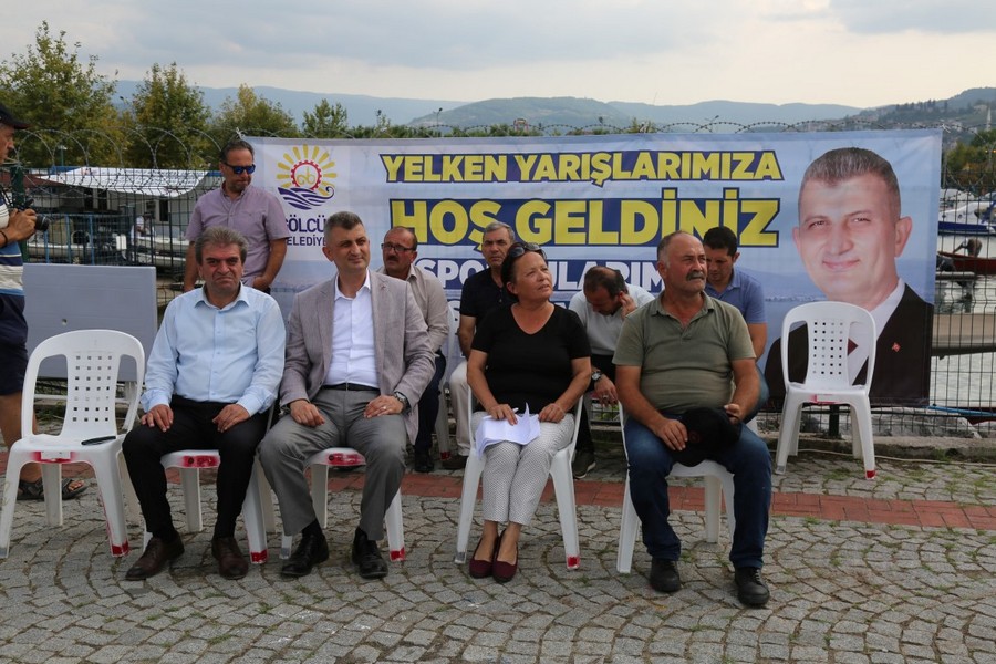 YELKENLER ZAFER KUPASI İÇİN YARIŞTI