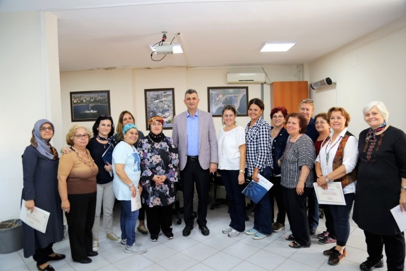 Gölcük Belediyesi Sanat Günleriyle UNUTULMAYA YÜZ TUTMUŞ SANATLAR YAŞIYOR