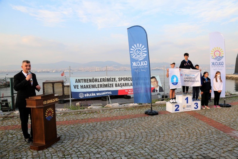 Gölcük’te Yelkenler Cumhuriyet Kupası için yarıştı