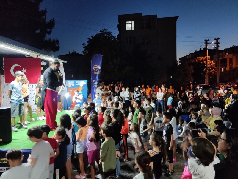 YÜZBAŞILAR’DA ÇOCUKLAR DOYASIYA EĞLENDİ