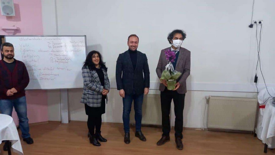 Gölcük’te Okul Yöneticiliğine Uyum ve Okul Mevzuatı kursu SONA ERDİ