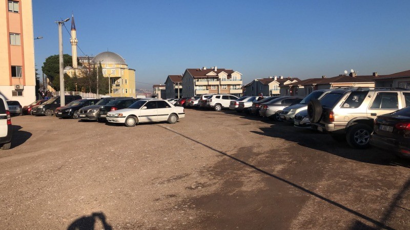 Gölcük Necati Çelik Devlet Hastanesi’nin OTOPARKINDA DÜZENLEME YAPILDI
