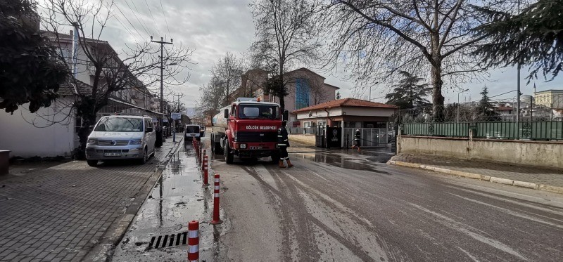 Temizlik İşleri’nde dur durak yok HARIL HARIL ÇALIŞIYORLAR