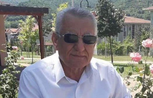 Eğitim Camiasının acı günü ENİS HOCAYI KAYBETTİK