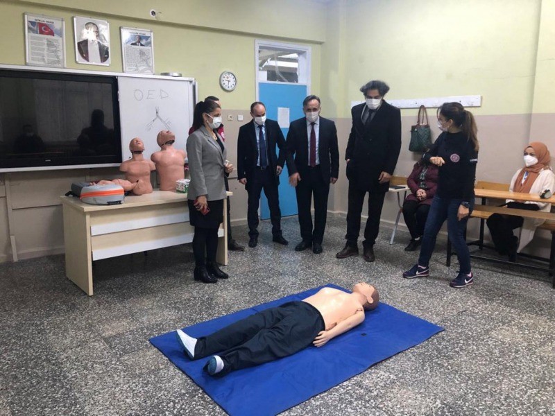 İLK YARDIM SERTİFİKA GÜNCELLEME EĞİTİMİ GERÇEKLEŞTİ
