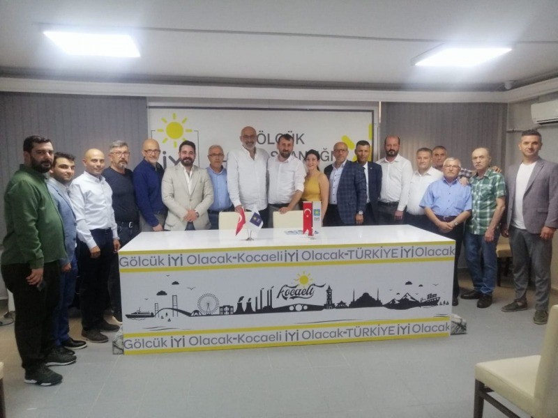 İYİ Parti Gölcük İlçe Yönetimi BAYRAMLAŞMA PROGRAMINDA BULUŞTU