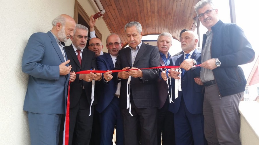 Ziyaretliler 4-6 yaş Kur’an Kursu açıldı  ARINÇ VE PEPE ORADAYDI
