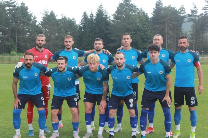 Gölcükspor ilk hazırlık maçını Hendekspor ile karşılaştı 2-2