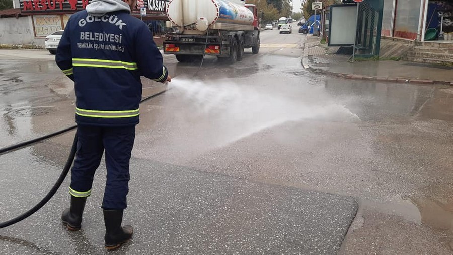 Hisareyn Karaköprü Meydanı tertemiz yapıldı